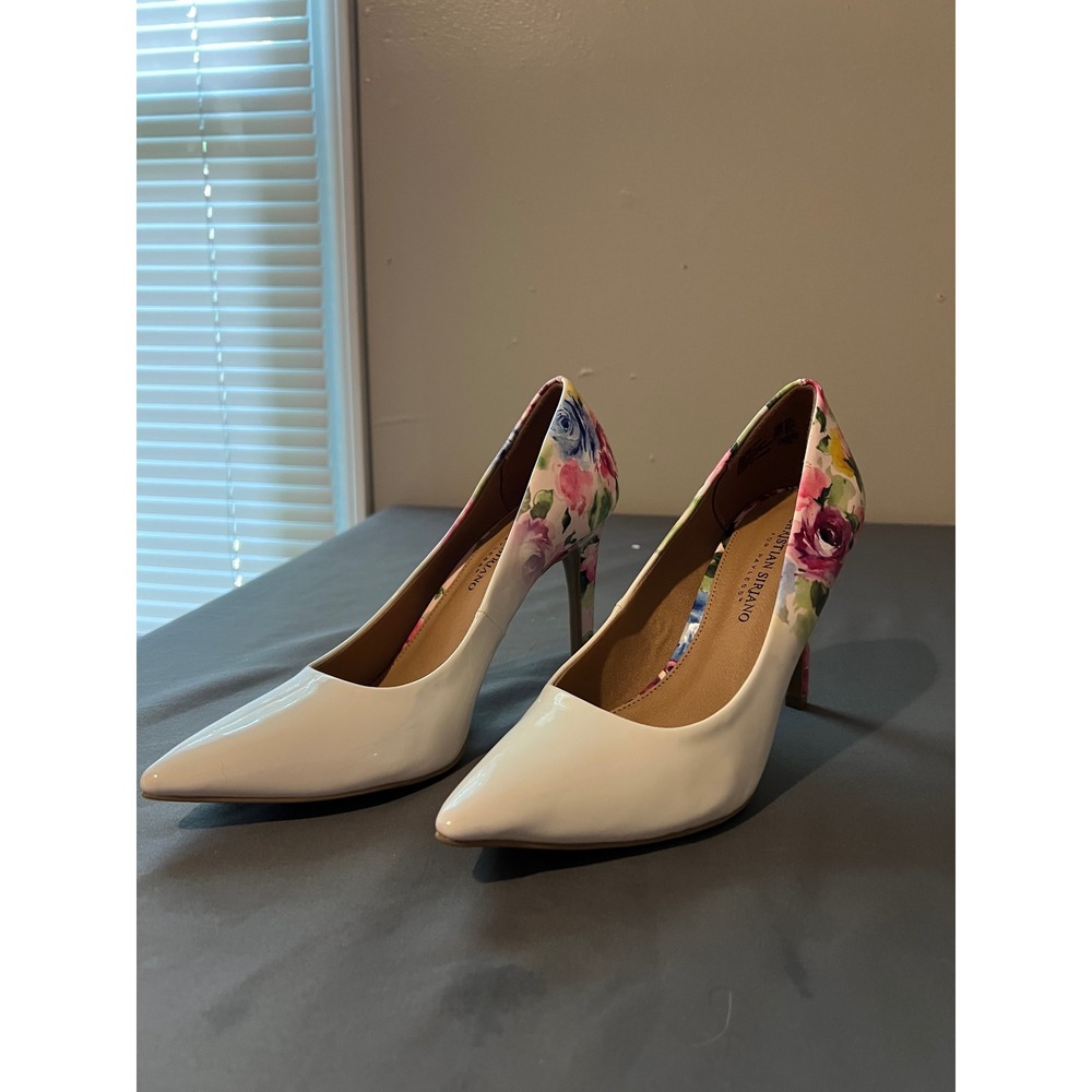 Christian Siriano for Payless Floral White Patent Pointed Toe Pumps Heels 8.5